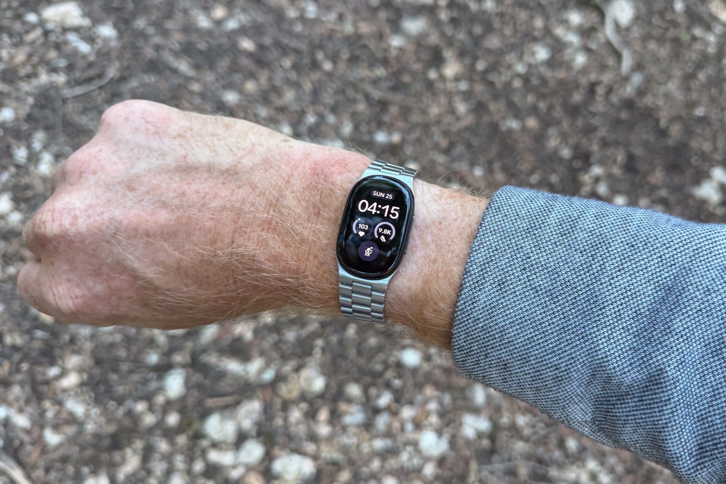 Fitbit Edge In-Depth Review: Worth the Upgrade?