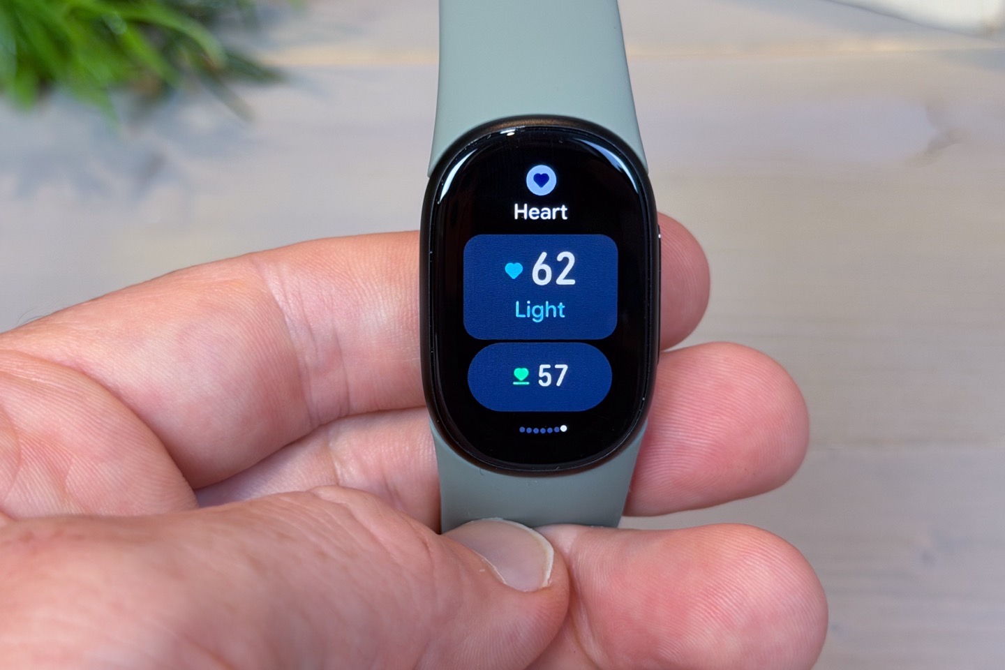 Fitbit Edge In-Depth Review: Worth the Upgrade?